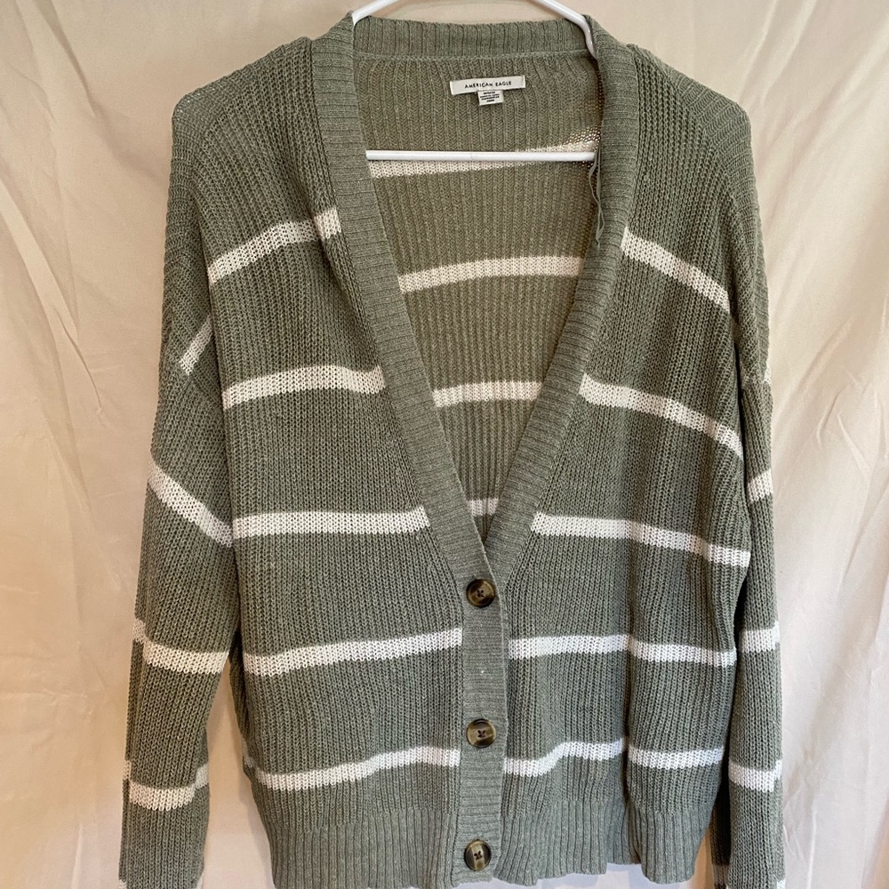 American eagle cardigan